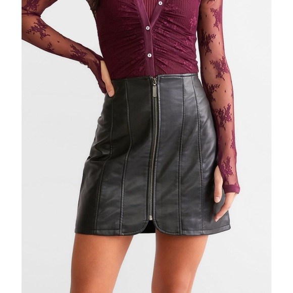 Free People Layla Mini Skirt Black - Picture 1 of 8